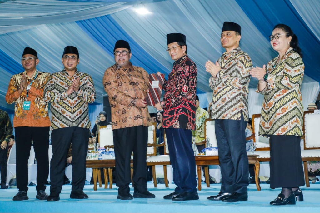 Jawa Tengah Raih Peringkat Kedua MTQ Nasional XXXI, Wagub Tekankan Pembinaan Al-Qur’an Berkelanjutan